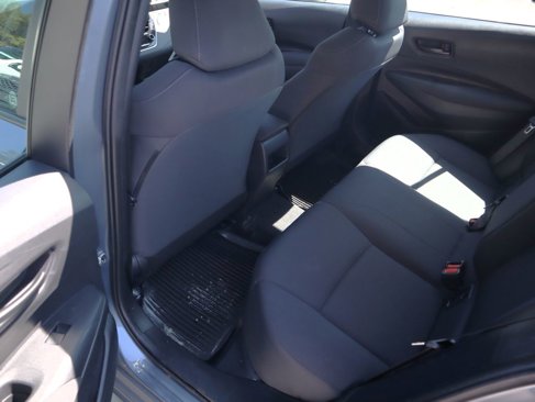 Used 2022 Toyota Corolla LE image 11