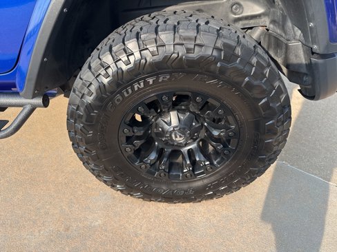 Used 2018 Jeep Wrangler Unlimited Rubicon image 12