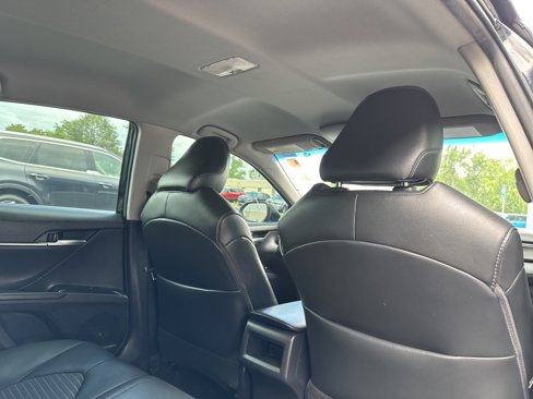 Used 2019 Toyota Camry SE image 19