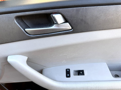 Used 2016 Hyundai Sonata SE image 28