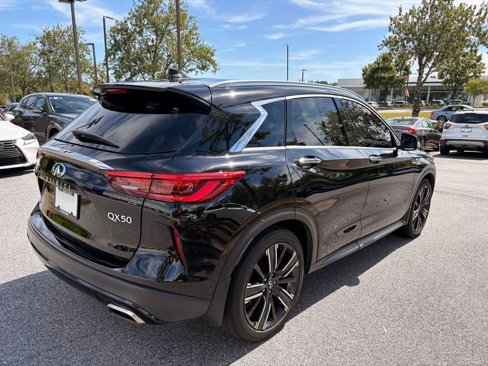 Used 2021 INFINITI QX50 Luxe w/ Appearance Package image 9