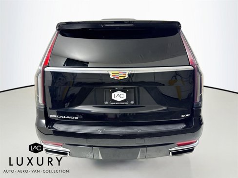 Used 2022 Cadillac Escalade ESV Premium Luxury image 5