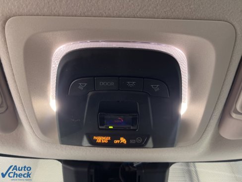 Used 2023 Toyota Corolla LE image 29