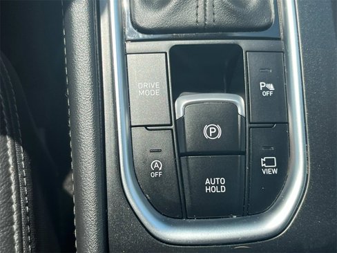 Used 2020 Hyundai Santa Fe Limited image 23