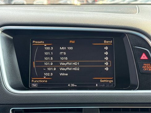 Used 2017 Audi Q5 2.0T Premium Plus w/ Technology Package image 15