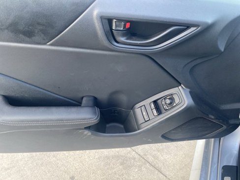 Used 2024 Toyota GR86 Premium image 24