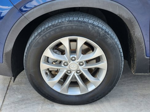 Used 2019 Hyundai Santa Fe SE image 12
