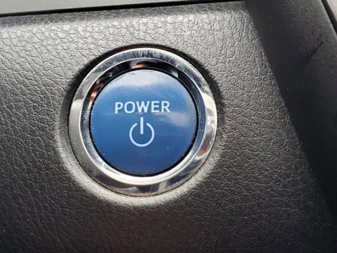 Used 2019 Toyota Camry XLE image 21