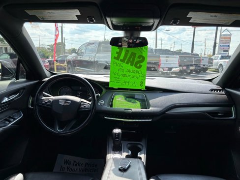 Used 2019 Cadillac XT4 Premium Luxury w/ Cold Weather Package image 12
