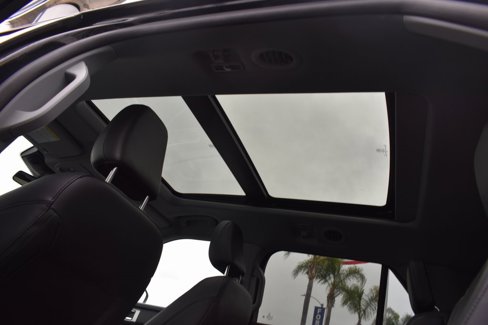 Used 2022 Ford Explorer XLT w/ Equipment Group 202A image 14