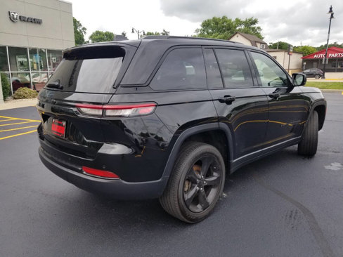 Certified 2022 Jeep Grand Cherokee Altitude image 7