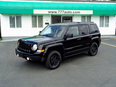 Used 2017 Jeep Patriot Sport image 9