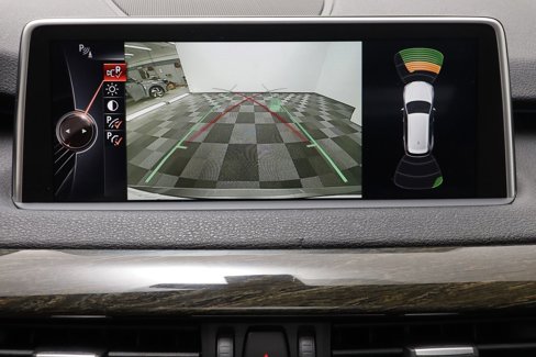 Used 2015 BMW X5 xDrive35d image 16