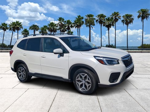 Used 2021 Subaru Forester Premium image 2