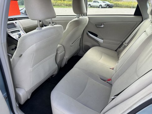 Used 2015 Toyota Prius Three image 16