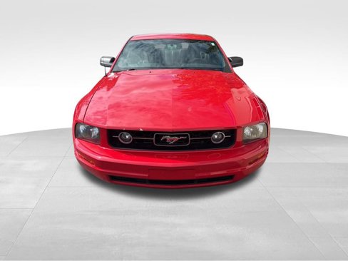 Used 2007 Ford Mustang Premium image 2