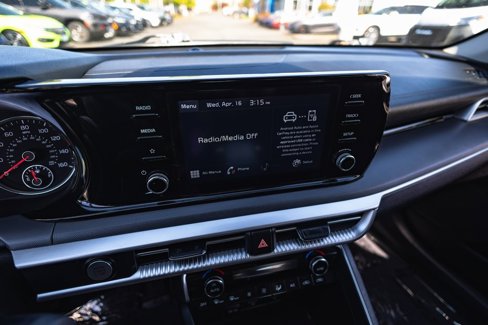 Used 2021 Kia K5 LXS image 15