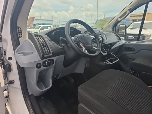 Certified 2019 Ford Transit 250 130 Low Roof w/ Exterior Upgrade Package image 17