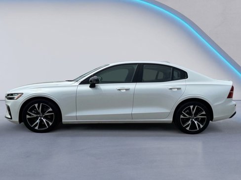 Certified 2024 Volvo S60 B5 Core image 6
