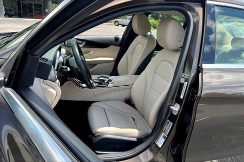 Used 2015 Mercedes-Benz C 300 Sedan image 7
