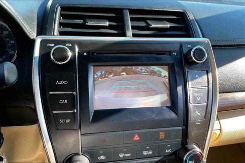 Used 2016 Toyota Camry LE image 26