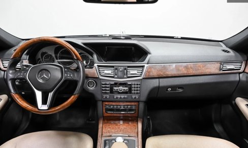 Used 2016 Mercedes-Benz E 350 Sedan image 4