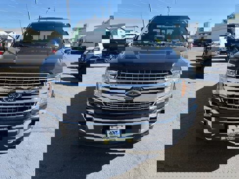 Used 2019 Ford F150 Lariat image 8