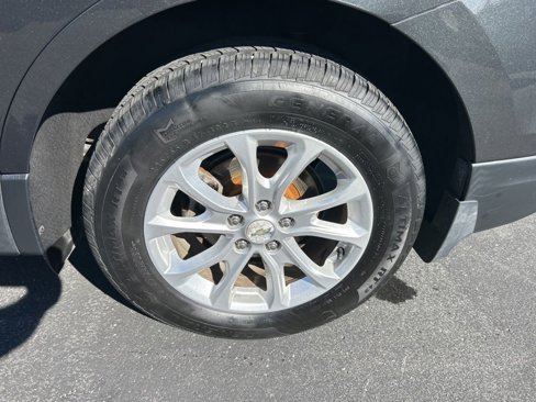 Used 2018 Chevrolet Equinox LT image 40
