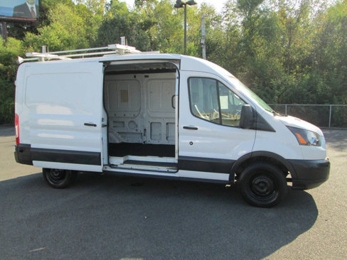 Used 2018 Ford Transit 250 148 Medium Roof image 4