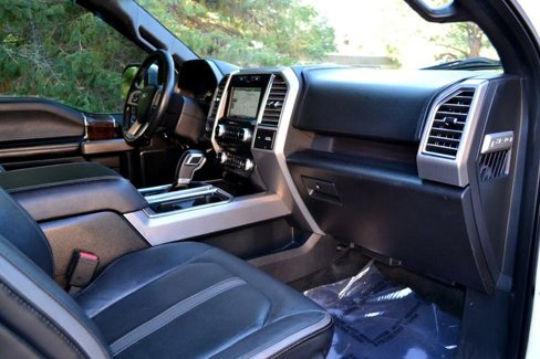 Used 2015 Ford F150 Platinum w/ Equipment Group 701A Luxury image 28