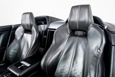Used 2008 Aston Martin V8 Vantage Roadster image 3