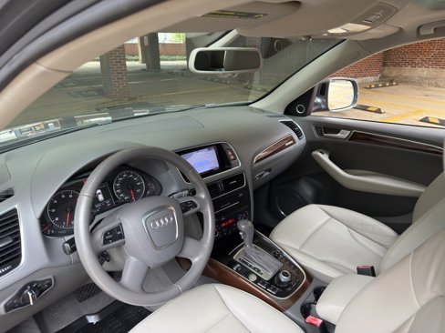 Used 2012 Audi Q5 3.2 Prestige w/ Prestige Pkg image 18