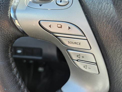Used 2018 Nissan Murano SV image 22