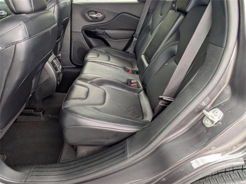 Certified 2023 Jeep Cherokee Altitude Lux image 23