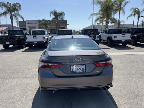 Used 2023 Toyota Camry SE image 7