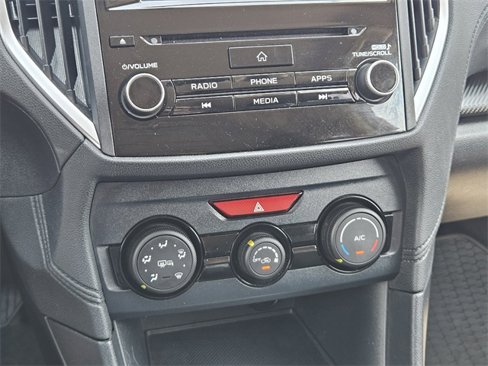 Used 2019 Subaru Crosstrek 2.0i Premium w/ Eyesight System image 19