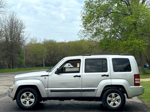 Used 2009 Jeep Liberty Sport w/ Popular Equipment Group image 14