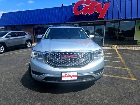 Used 2017 GMC Acadia Denali w/ Technology Package image 8