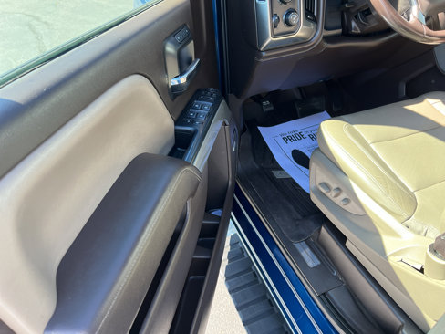 Used 2018 Chevrolet Silverado 1500 LTZ Z71 w/ LTZ Plus Package image 12