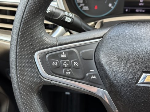 Used 2021 Chevrolet Equinox LS w/ LS Convenience Package image 31