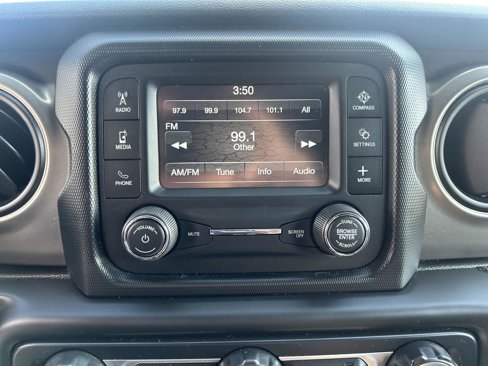 Used 2018 Jeep Wrangler Unlimited Sport S image 14