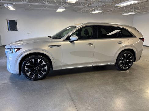 Used 2024 MAZDA CX-90 3.3 Turbo S w/ Premium Package image 2