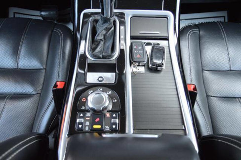 Used 2011 Land Rover Range Rover Sport Supercharged image 28