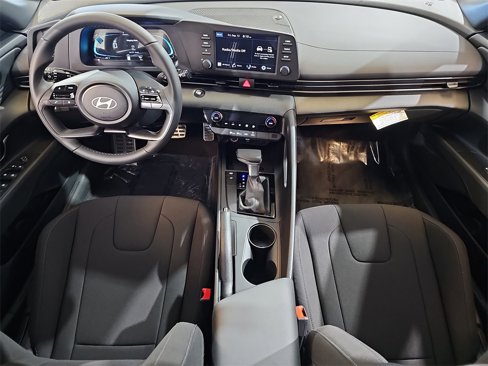New 2025 Hyundai Elantra Sport image 9