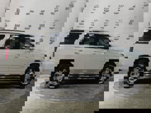 Used 2016 Chevrolet Tahoe LT image 6