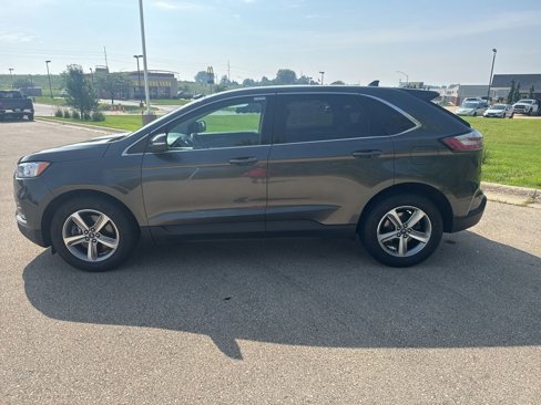 Used 2019 Ford Edge SEL image 2
