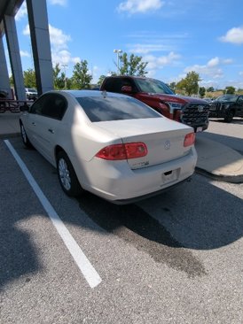 Used 2011 Buick Lucerne CX image 5