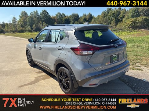 Used 2023 Nissan Kicks SR w/ SR Premium Package image 3