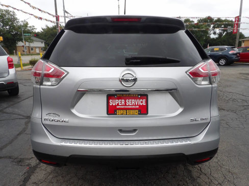 Used 2016 Nissan Rogue SL w/ SL Premium Package image 4