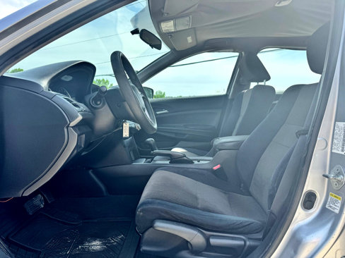 Used 2010 Honda Accord LX image 11